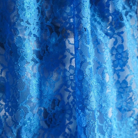 Hello kitty tank top ๐ - Picture 4 of 4